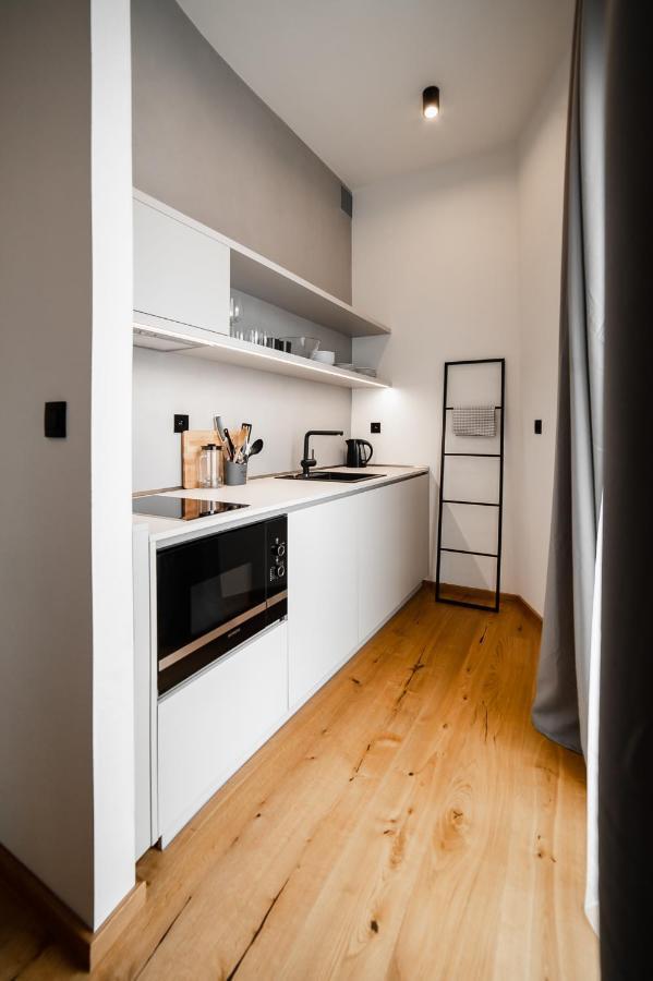 Piano Apartments - Licity Zilina Luaran gambar